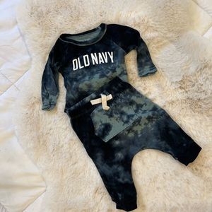 SOLD ❌POST - Old Navy Tie Dye waffle knit baby boy jogger set